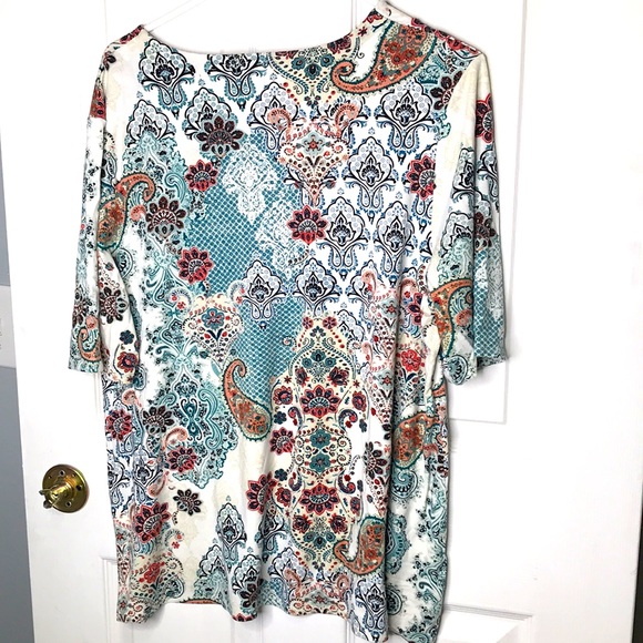 Chico’s multi color top - Picture 4 of 4